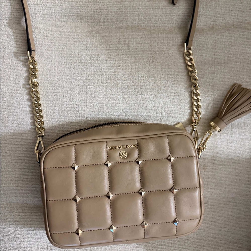 Michael Kors Beige Quilted Crossbody Bag with Gold Chain